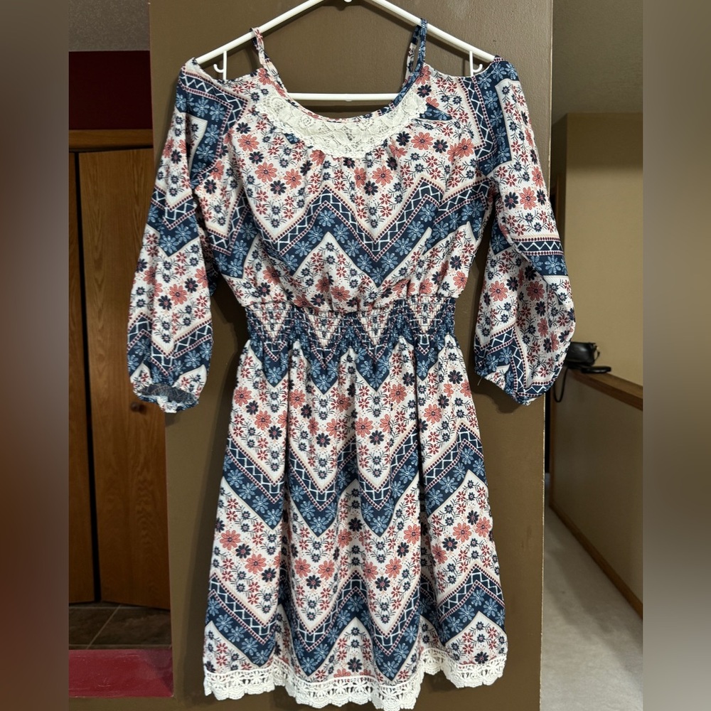 Zunie Blue and Red Sundress with Cold Shoulder Bishop Sleeves